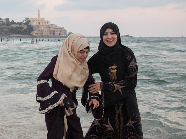 Ид аль-Адха на пляжах Тель-Авива. Фоторепортаж
