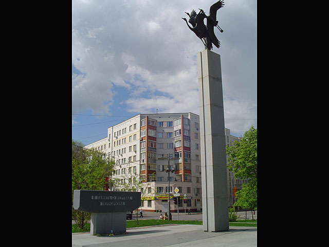 Памятник жертвам теракта на Дубровке