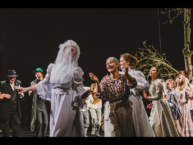 Иркутский театр привозит в Израиль "Поминальную молитву" Горина  