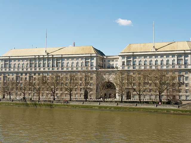 Штаб-квартира британской службы разведки MI5 в Лондоне