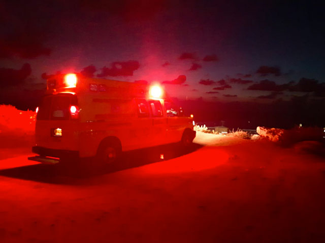 На пляже в Бат-Яме утонул 17-летний юноша