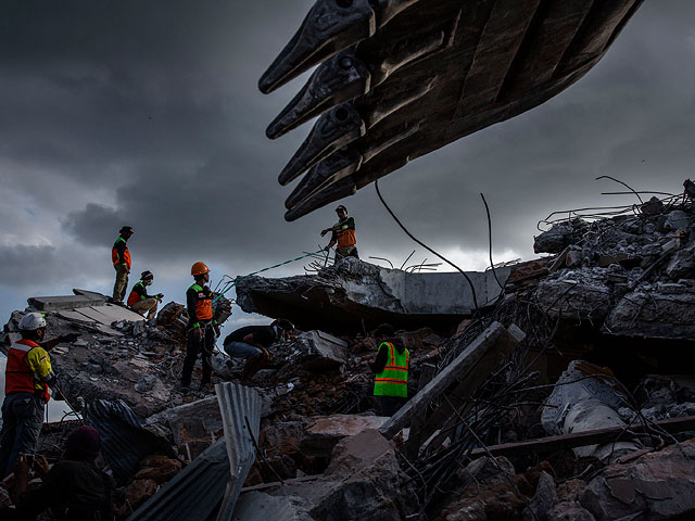 Землетрясение в Индонезии: число жертв может исчисляться тысячами