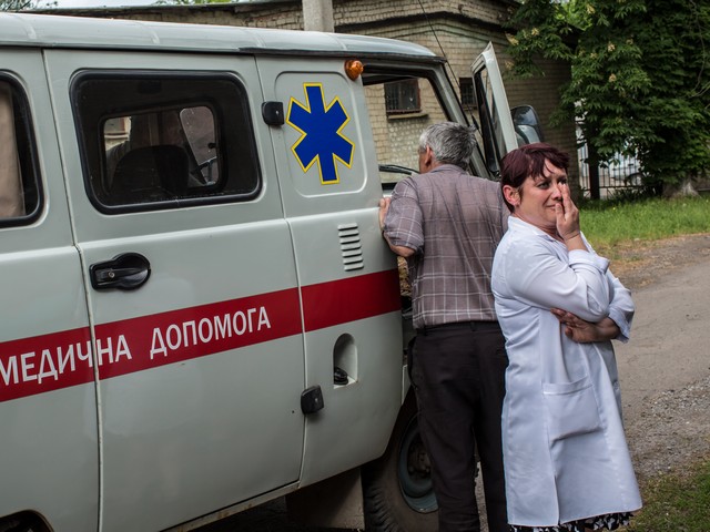 При обстреле села в Луганской области погибли местная жительница и ее 17-летняя дочь
