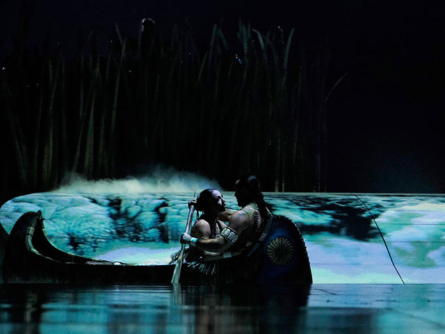 "Totem": цирк дю Солей в парижском лесу