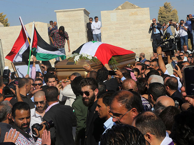 На похоронах жертв крушения автобуса в Иордании перепутали тела  
