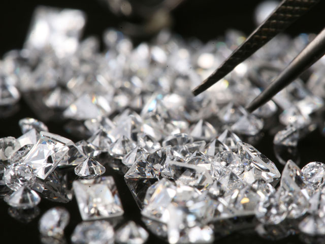 СМИ: сын и брат Льва Леваева подозреваются в причастности к контрабанде алмазов из России