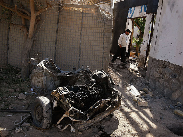     Рядом со школой в Кабуле подорвался террорист-смертник
