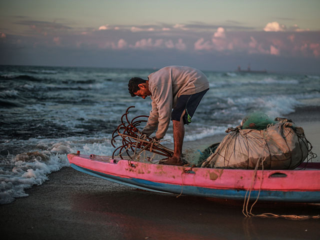 Safa: Израиль увеличил зону рыболовства в секторе Газы 