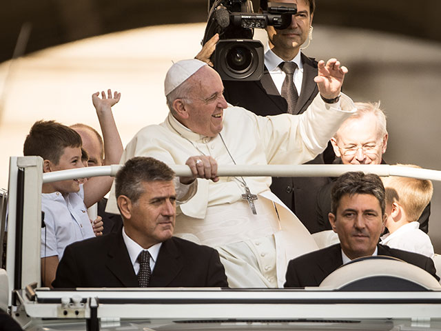 Римский папа посетит Объединенные Арабские Эмираты