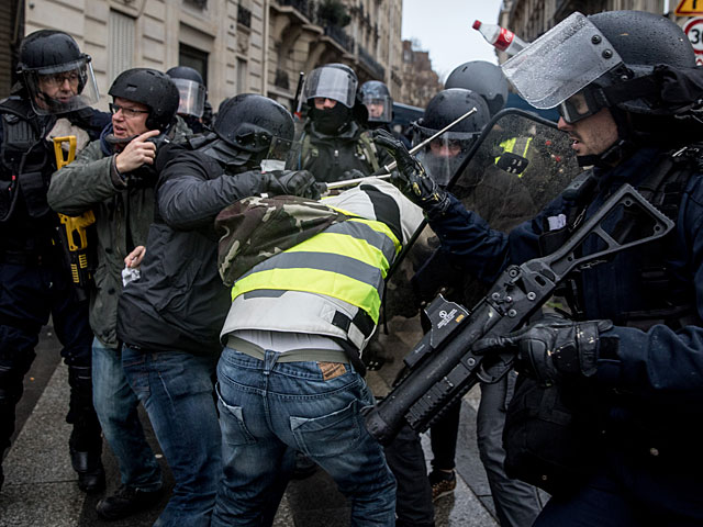 Протест "желтых жилетов" продолжается