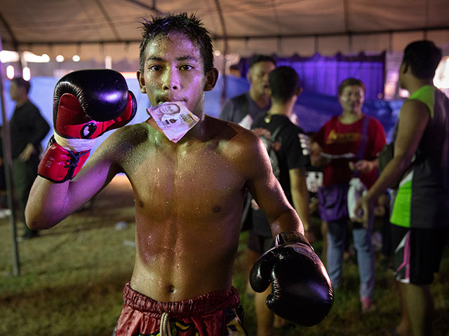Соревнования по тайскому боксу среди детей