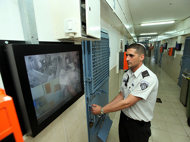     В израильских тюрьмах перестанут разделять боевиков ФАТХа и ХАМАСа
