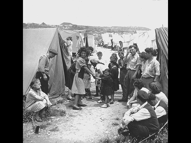 Еврейские беженцы в лагере Маабарот, 1950 год