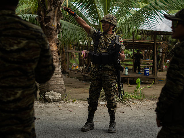 Взрывы рядом с католической церковью на Филиппинах, десятки погибших
