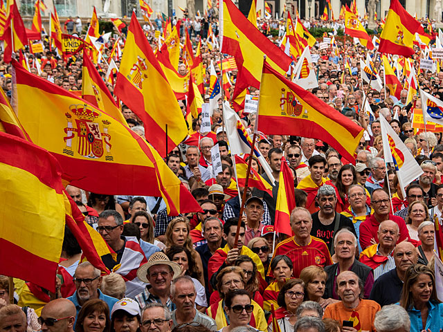 Многотысячная демонстрация в Мадриде: нет &#8211; сепаратизму каталонцев