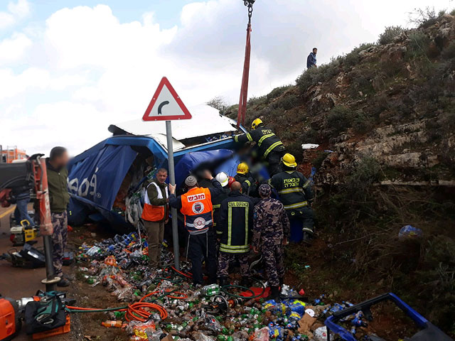 На месте аварии около КПП "Тапуах". 11 февраля 2019 года