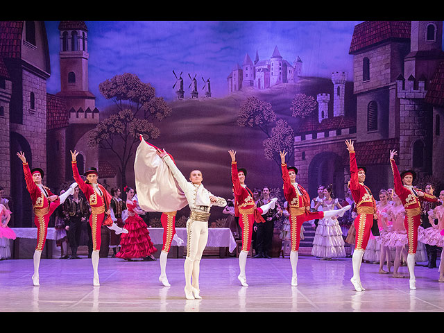 Юбилейный тур Московского государственного театра "Русский балет" продолжается  
