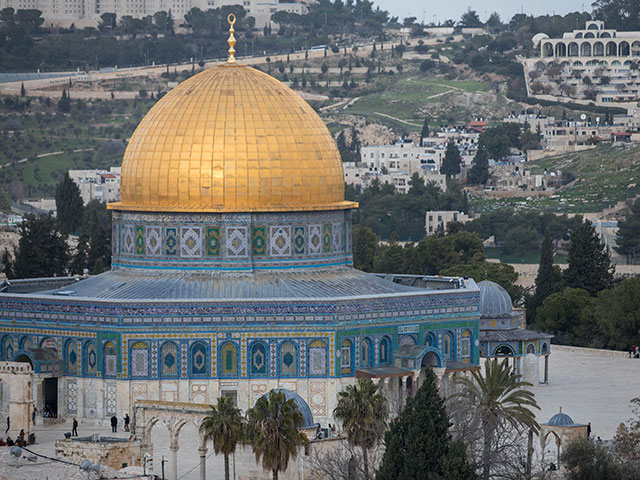 "Исраэль а-Йом": Израиль и Иордания ведут переговоры по Храмовой горе  
