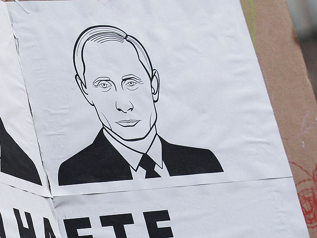 В Набережных Челнах "похоронили" Путина &#8211; могильщика интернета  