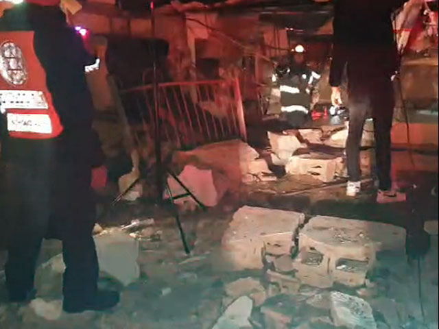 Взрыв газа привел к частичному обрушению дома в Ашдоде, есть пострадавшие