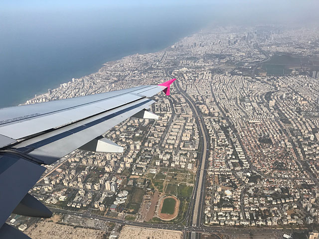 Новые авиамаршруты из Израиля: Болонья, Нант, Марсель, Чикаго, Мальдивы