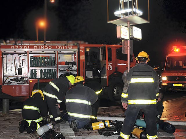 Пожар в Нетании, пострадали пять человек