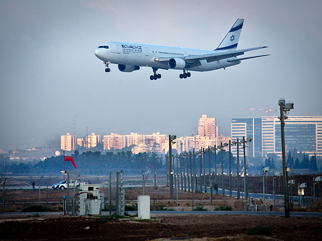 В связи с ситуацией в Газе изменены маршруты захода на посадку пассажирских самолетов
