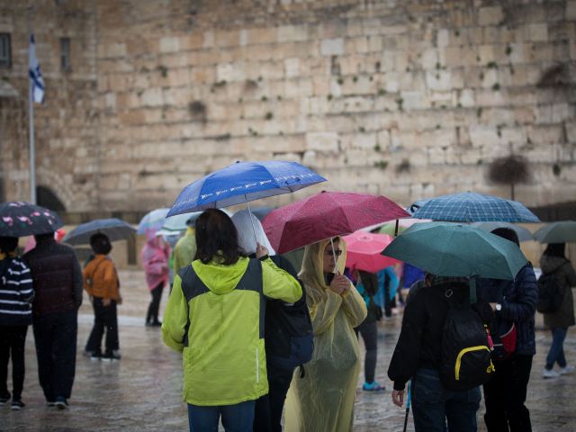 Между мартом и апрелем: весенняя буря в Израиле