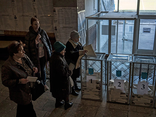 ЦИК Украины официально подтвердил, что в стране состоится второй тур президентских выборов  