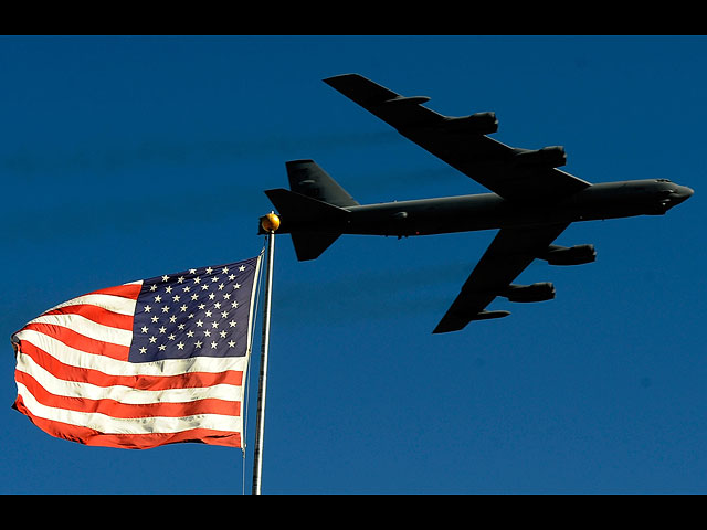 B52