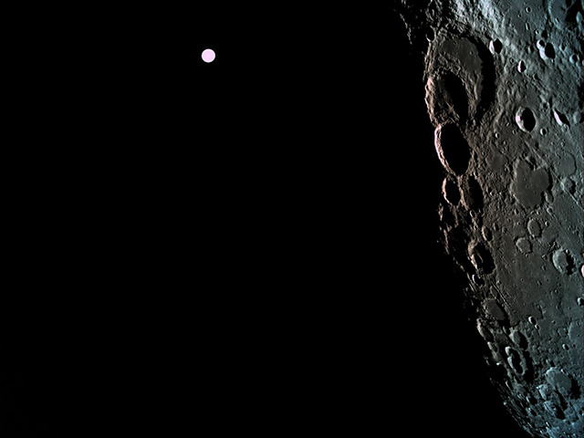 "Берешит" совершил первый успешный маневр на орбите Луны  
