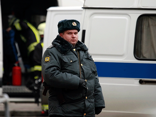 Массовые эвакуации в Санкт-Петербурге &#8211; из-за сообщения о бомбах