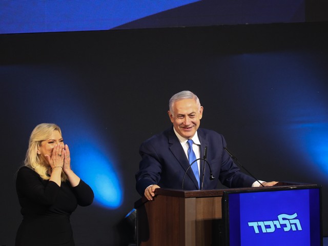 После подсчета 96% голосов "Ликуд" опережает  "Кахоль Лаван" на один мандат