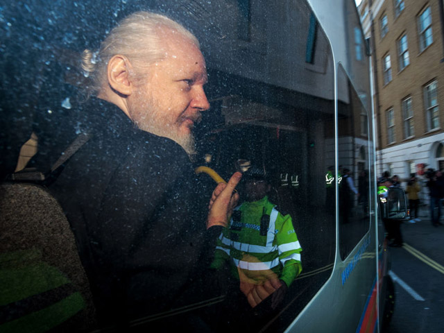 Джулиан Ассанж после ареста в Лондоне. 11 апреля 2019 года