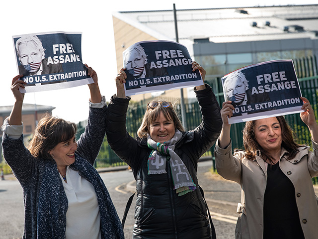 Акция против задержания  Джулиана Ассанжа в Лондоне, 15 апреля 2019 года  
