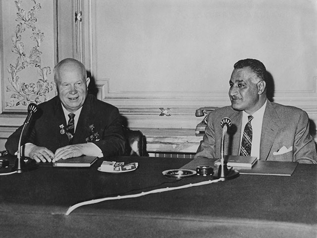 Никита Хрущев и Гамаль Абдель Насер в Каире, май 1964 года