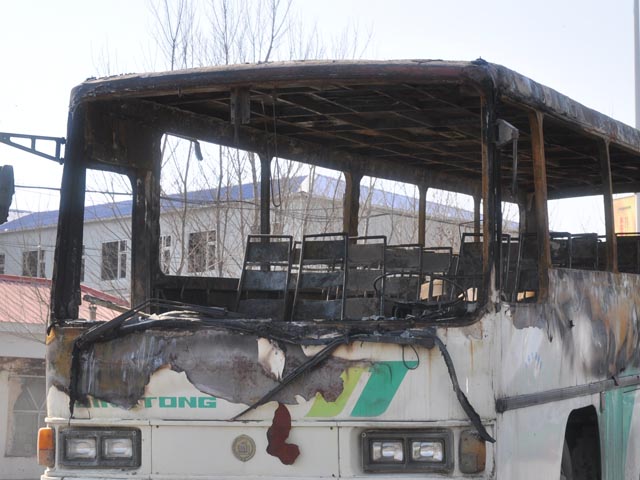 Чемпионат России: сгорел автобус, в котором футбольная команда добиралась на матч