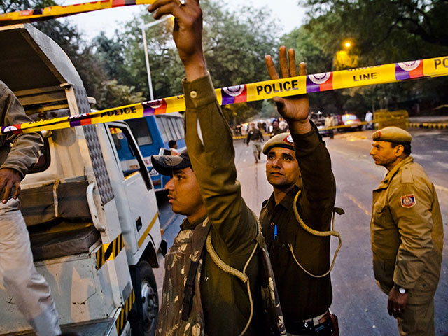     В результате взрыва погибли 15 бойцов военизированной полиции Индии