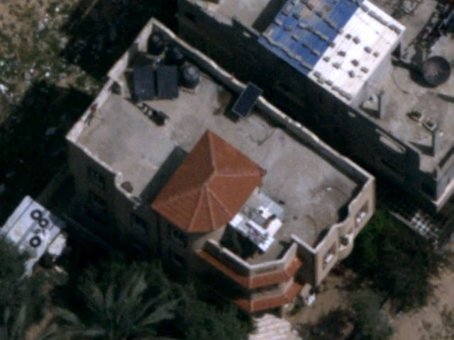 ЦАХАЛ опубликовал фотографии домов боевиков, которые использовались как склады оружия  