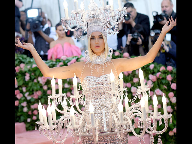 Церемония Met Gala в Нью-Йорке