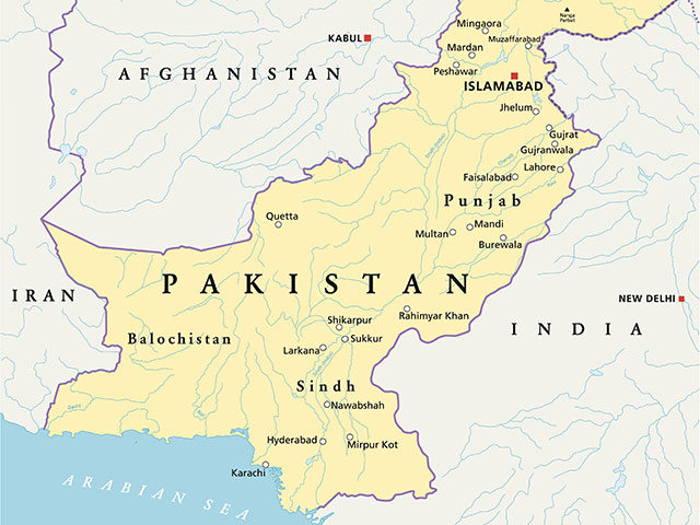 В Пакистане группа боевиков ворвалась в пятизвездочный отель