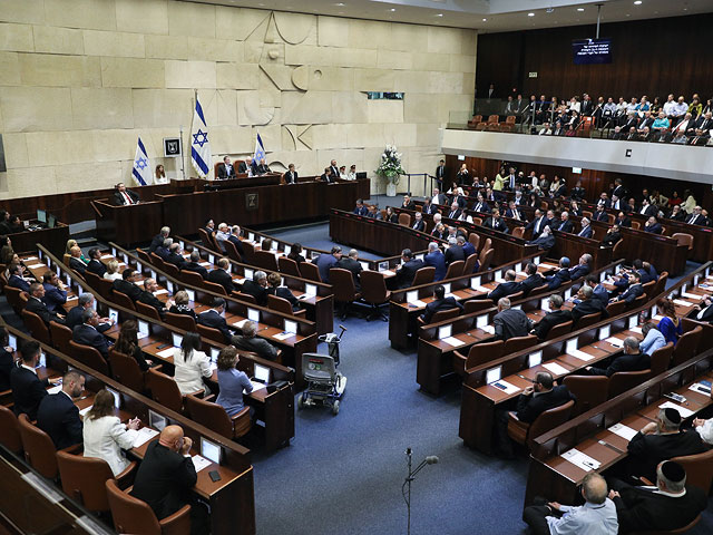 Законопроект о роспуске Кнессета утвержден в первом чтении
