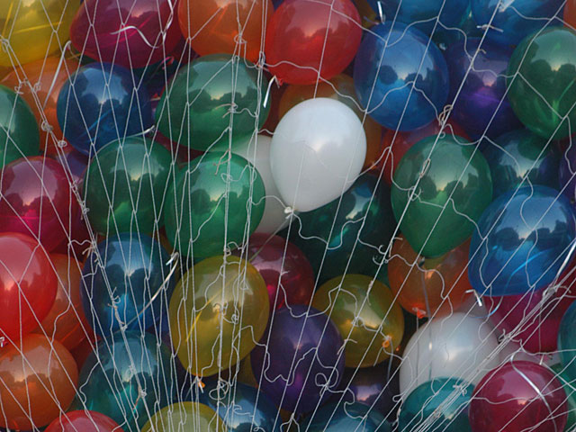 Израильский бизнесмен подозревается в содействии контрабанде воздушных шаров в Газу