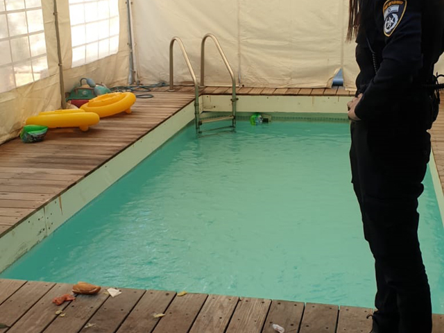 В округе Шфела захлебнулся в бассейне 11-летний мальчик  