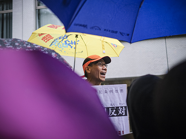 В Гонконге прошел многотысячный митинг против закона об экстрадиции