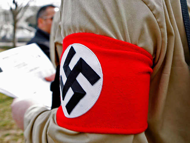 Неонацисты планировали нападения на синагоги и мечети Франции 