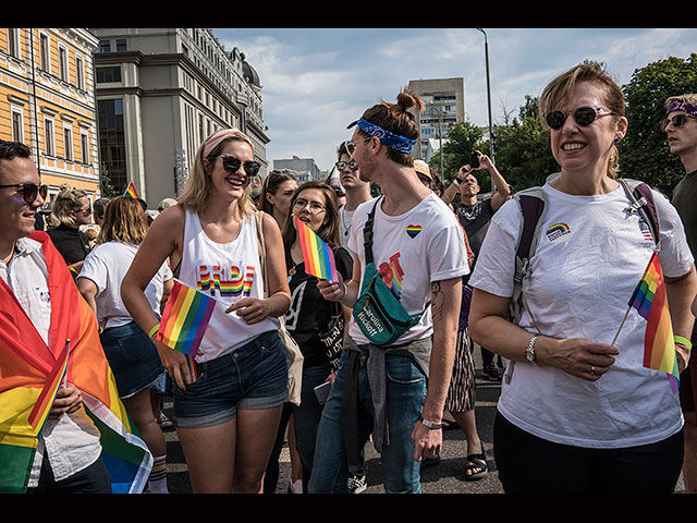"Марш равенства" в Киеве: шествие активистов ЛГБТ-общины