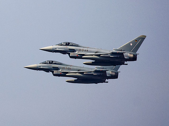 Истребители германских ВВС модели Eurofighter Typhoon