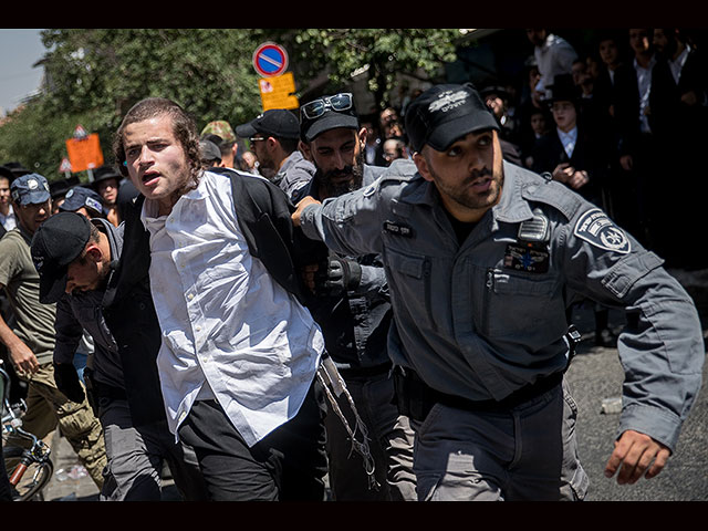 Полиция разогнала в Меа Шеарим демонстрацию "харедим"
