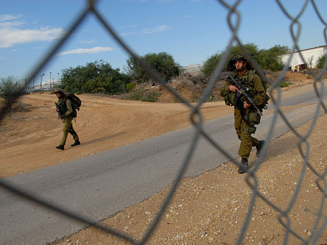 Военные задержали нарушителей около границы Газы